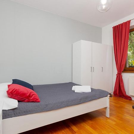Holiday House Cinema Experience Warsaw Michalowice By Renters Villa Luaran gambar